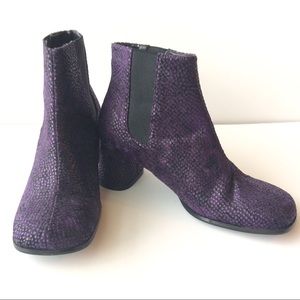 Chinese Laundry Purple Snakeskin Print Ankle Boots